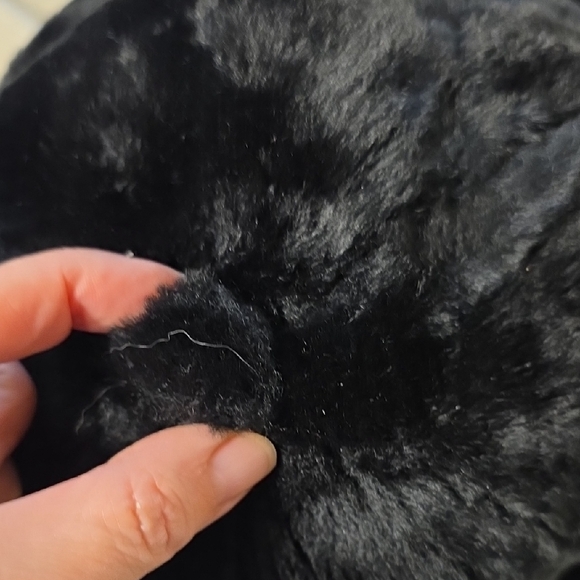 Source Unknown Black Faux Fur Hat - Picture 5 of 7